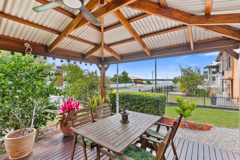 Photo - 14 First Avenue, Toorbul QLD 4510 - Image 4