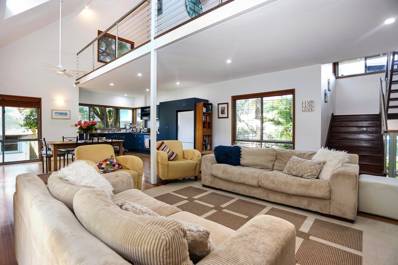 Photo - 14 Fishermans Walk, Hawks Nest NSW 2324 - Image 6