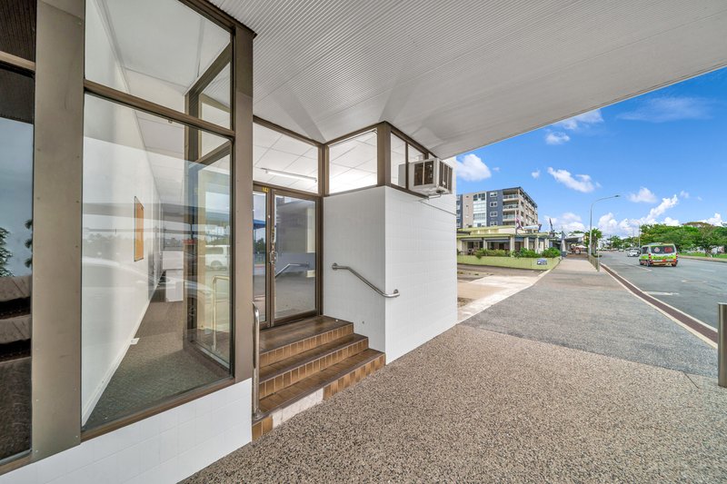 Photo - 14 Fitzgerald Esplanade, Innisfail QLD 4860 - Image 2