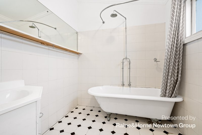 Photo - 14 Fitzroy Street, Newtown NSW 2042 - Image 4