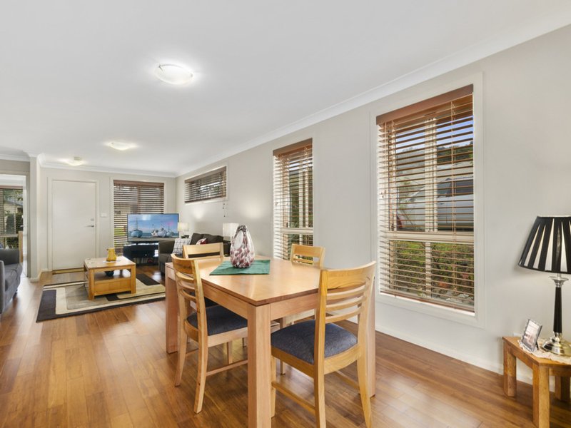 Photo - 14 Flame Tree Ct , Woonona NSW 2517 - Image 4