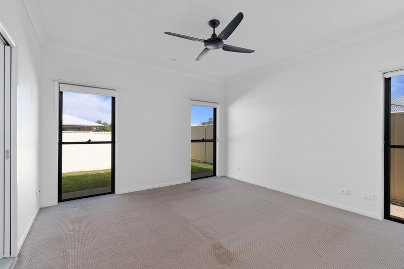 Photo - 14 Flemington Road, Emerald QLD 4720 - Image 13