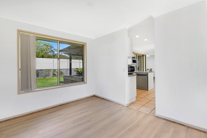 Photo - 14 Floyd Court, Parkwood QLD 4214 - Image 3