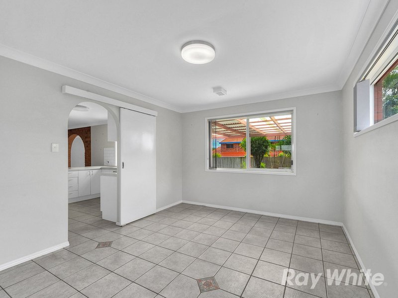 Photo - 14 Fooks Street, Carindale QLD 4152 - Image 10