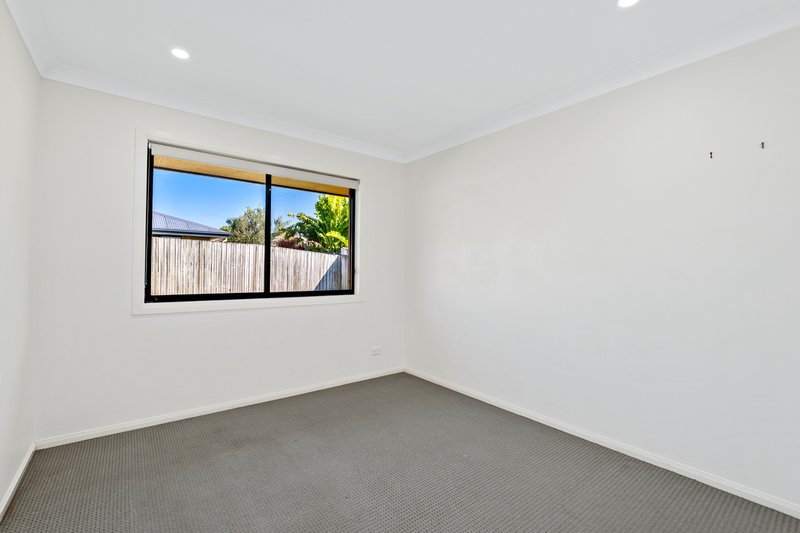 Photo - 14 Foote Street, Redland Bay QLD 4165 - Image 10