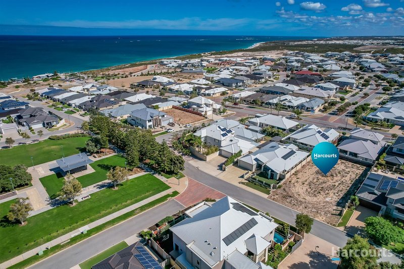 Photo - 14 Forecastle Avenue, Jindalee WA 6036 - Image 8