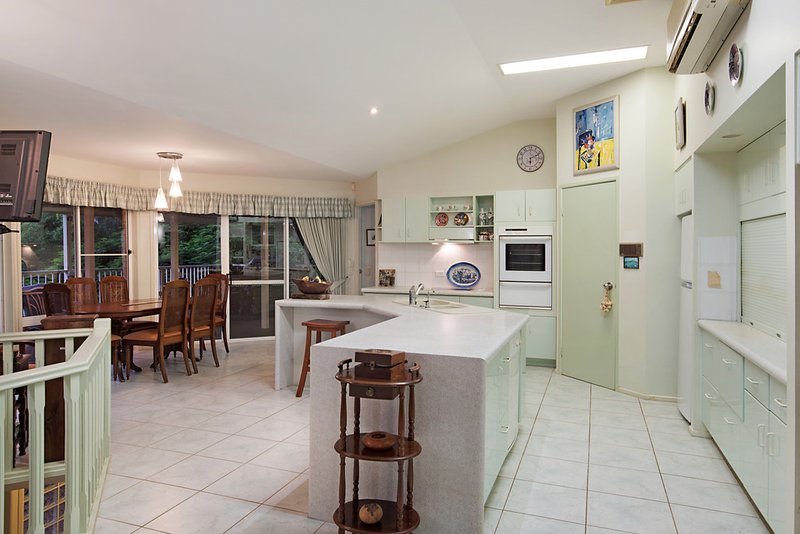 Photo - 14 Forest View Court, Forest Glen QLD 4556 - Image 3