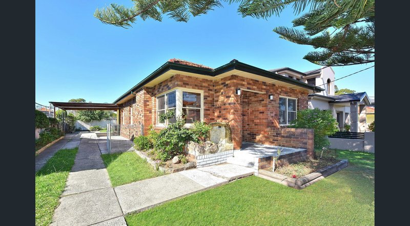 14 Fountain Ave , Croydon Park NSW 2133