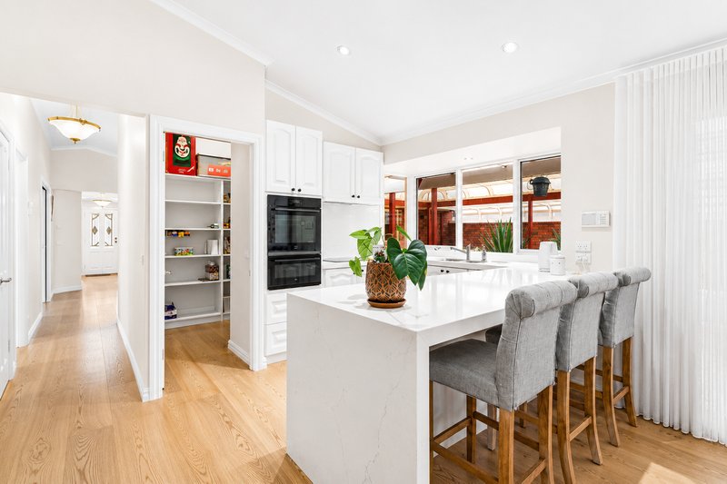 Photo - 14 Frances Browne Way, Tarneit VIC 3029 - Image 5
