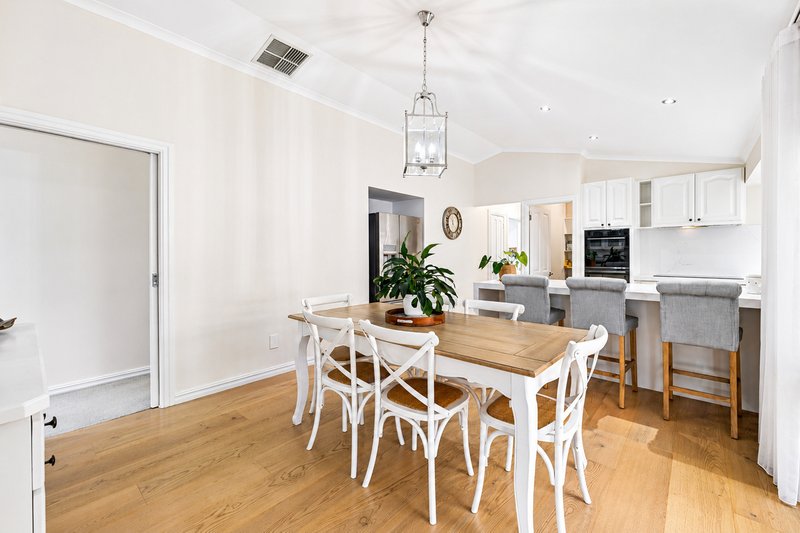 Photo - 14 Frances Browne Way, Tarneit VIC 3029 - Image 7