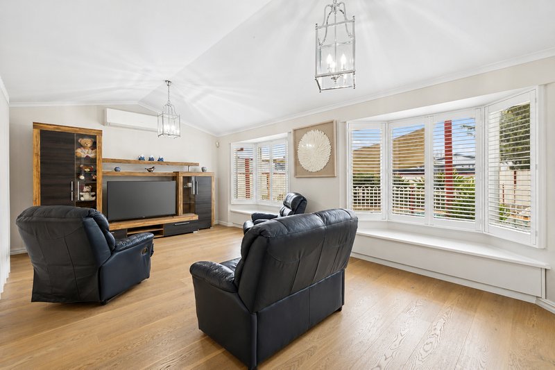 Photo - 14 Frances Browne Way, Tarneit VIC 3029 - Image 14