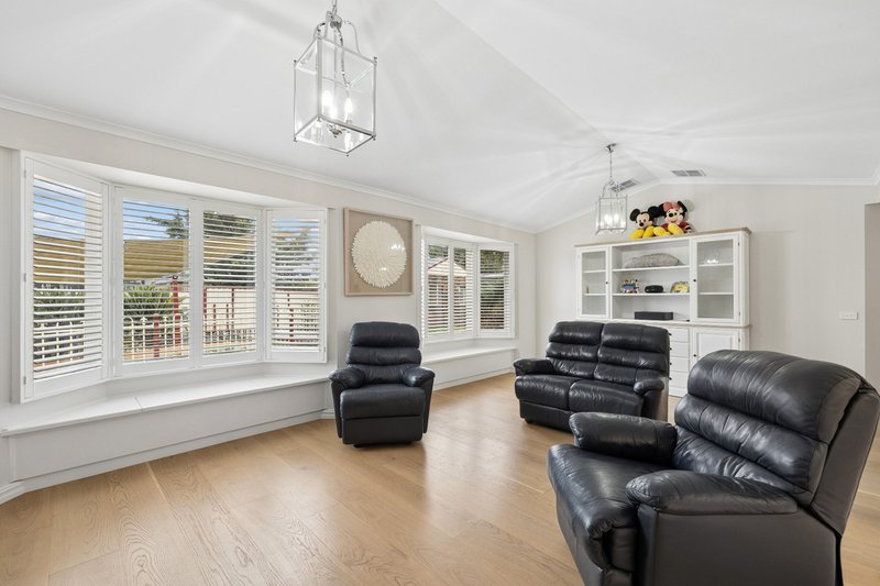Photo - 14 Frances Browne Way, Tarneit VIC 3029 - Image 15