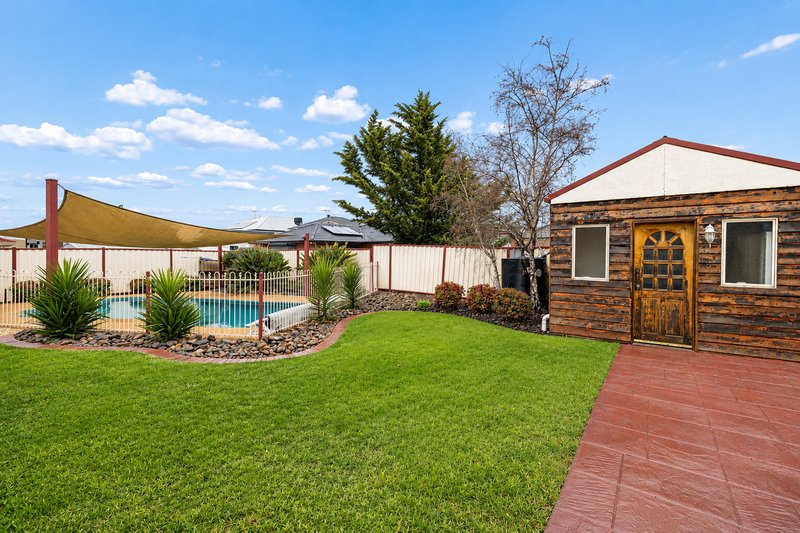 Photo - 14 Frances Browne Way, Tarneit VIC 3029 - Image 25