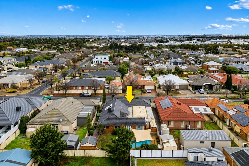 Photo - 14 Frances Browne Way, Tarneit VIC 3029 - Image 28