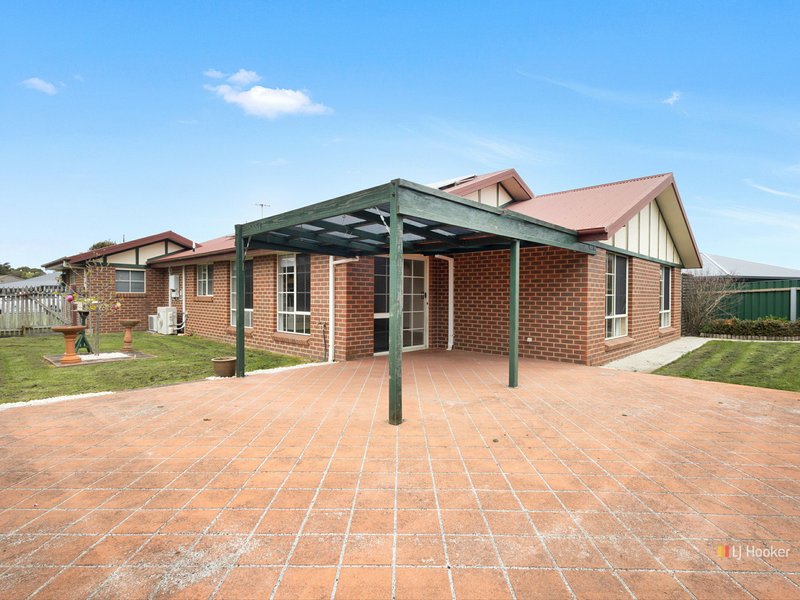 Photo - 14 Freestone Crescent, Wynyard TAS 7325 - Image 12