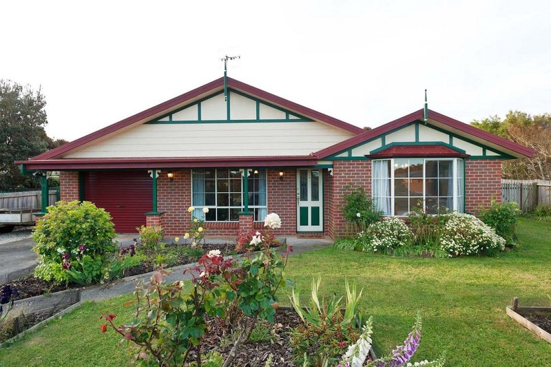 14 Freestone Crescent, Wynyard TAS 7325