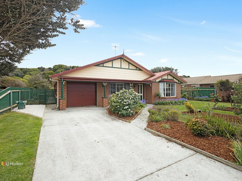 Photo - 14 Freestone Crescent, Wynyard TAS 7325 - Image 18