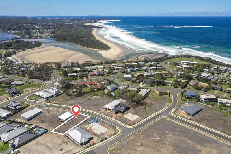 14 Galiga Crescent, Dolphin Point NSW 2539