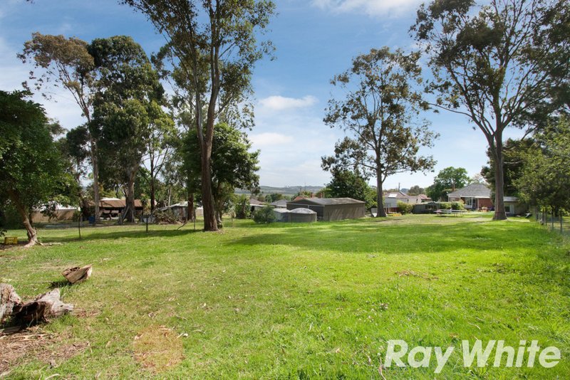 Photo - 14 Garfield Road, Garfield VIC 3814 - Image 2