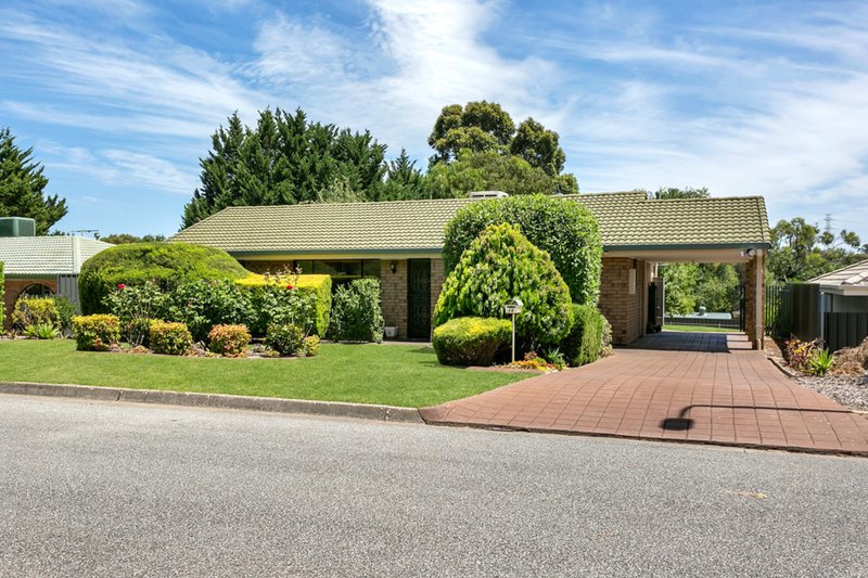 14 Garnet Crescent, Flagstaff Hill SA 5159