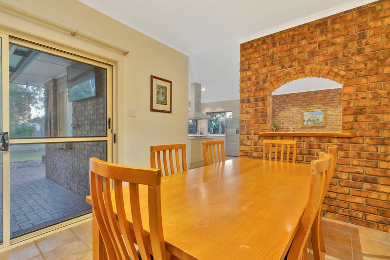 Photo - 14 Gartrell Road, Macdonald Park SA 5121 - Image 11