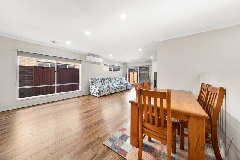 Photo - 14 Gellibrand Drive, Mickleham VIC 3064 - Image 3