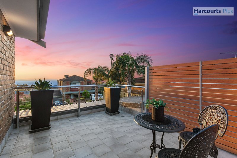 Photo - 14 Genoa Court, Hallett Cove SA 5158 - Image 17