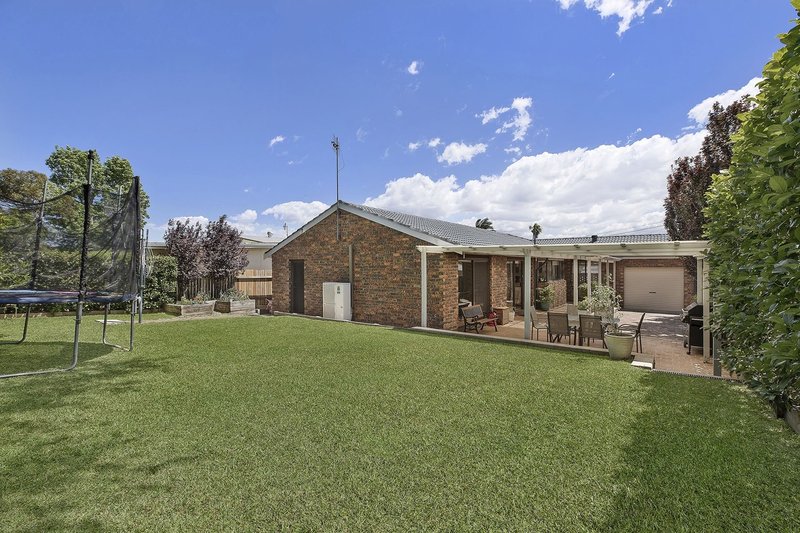 Photo - 14 George Hely Crescent, Killarney Vale NSW 2261 - Image 11