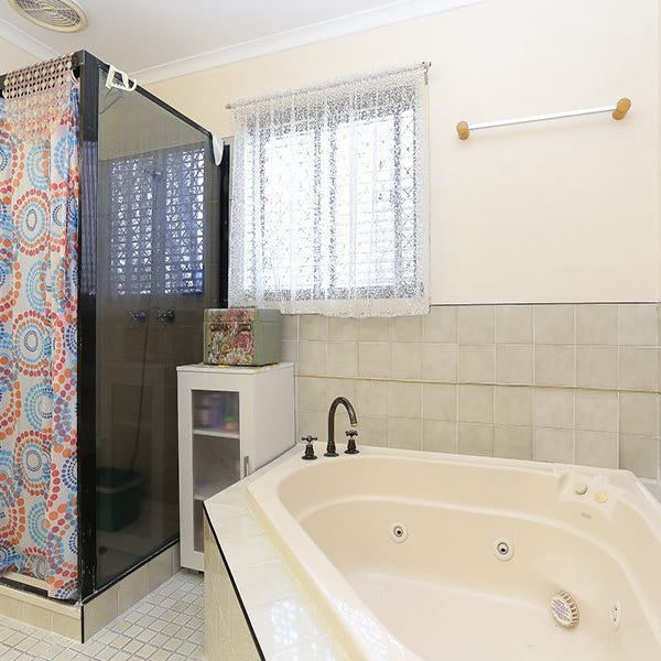 Photo - 14 George Street, Deception Bay QLD 4508 - Image 7