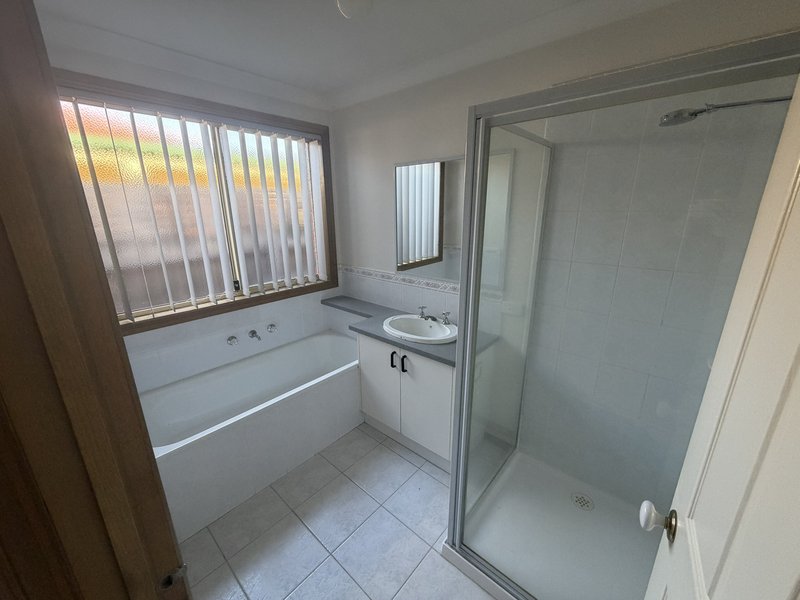 Photo - 1/4 Gibson Court, Altona Meadows VIC 3028 - Image 6