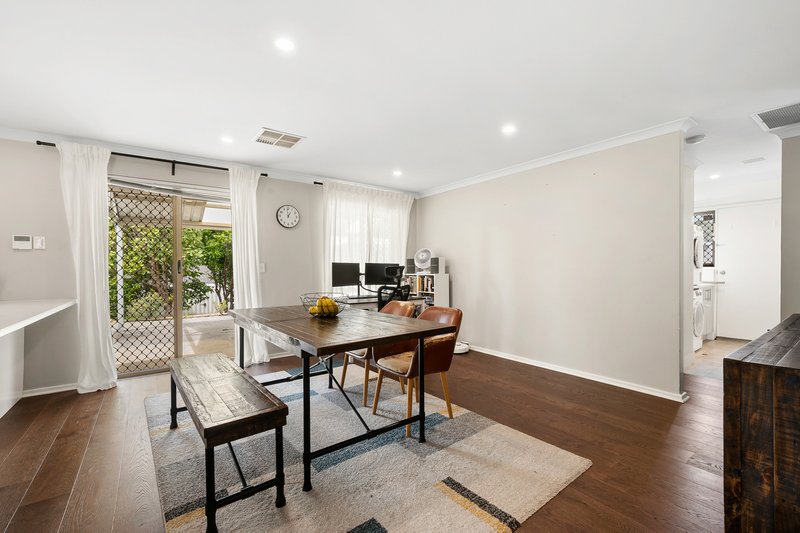 Photo - 14 Gilbertson Road, Kardinya WA 6163 - Image 12