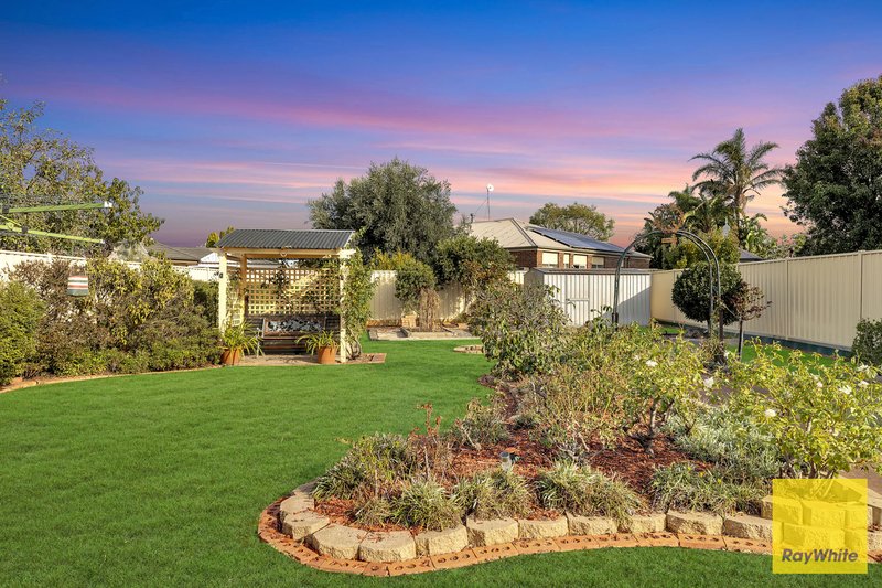 Photo - 14 Gildan Court, Hoppers Crossing VIC 3029 - Image 16