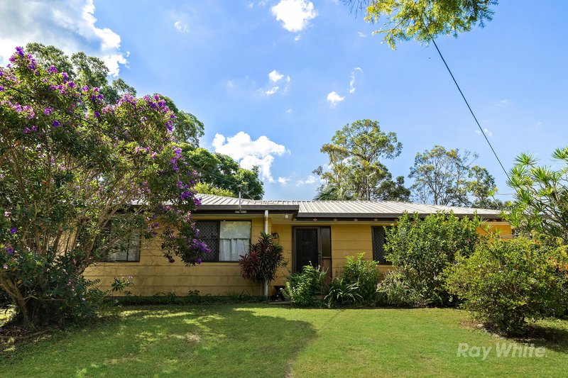 Photo - 14 Girralong Street, Eagleby QLD 4207 - Image 11