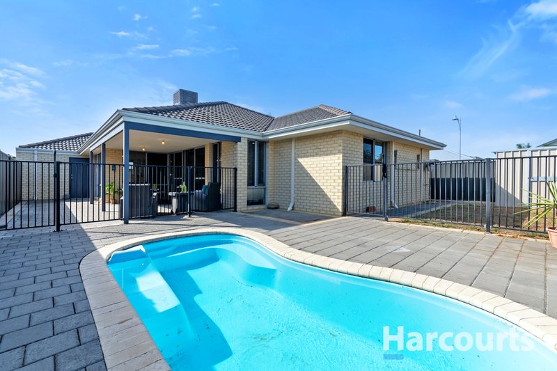 Photo - 14 Girramay Road, Banksia Grove WA 6031 - Image 24