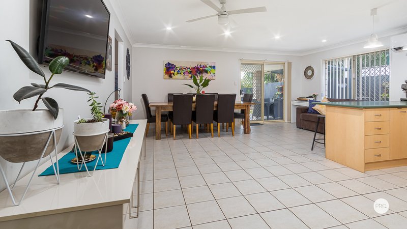 Photo - 14 Gladebourne Crescent, Victoria Point QLD 4165 - Image 20