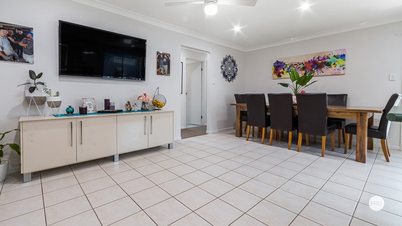 Photo - 14 Gladebourne Crescent, Victoria Point QLD 4165 - Image 22