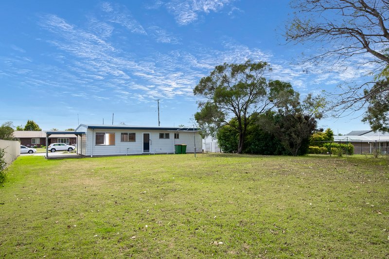 Photo - 14 Glen Brae Street, Redbank Plains QLD 4301 - Image 11