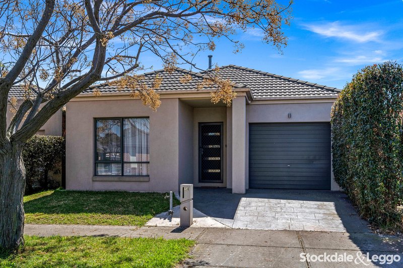 Photo - 14 Glengarry Place, Craigieburn VIC 3064 - Image 1
