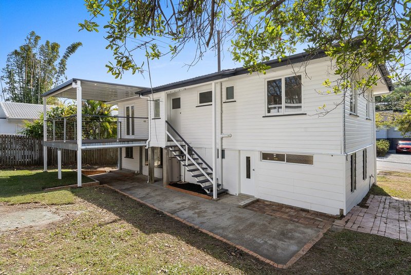 Photo - 14 Glenhaven Street, Kedron QLD 4031 - Image 16