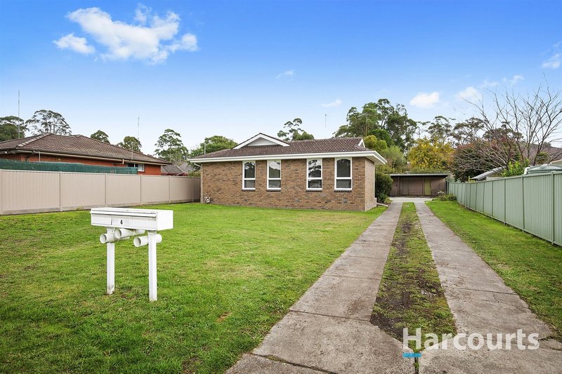 1/4 Glenvale Road, Mount Clear VIC 3350