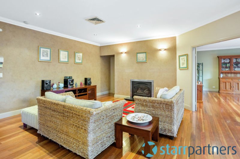 Photo - 14 Glenview Close, Bella Vista NSW 2153 - Image 3