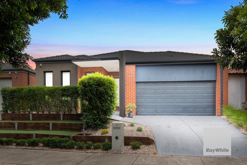 14 Goodenia Way, Caroline Springs VIC 3023