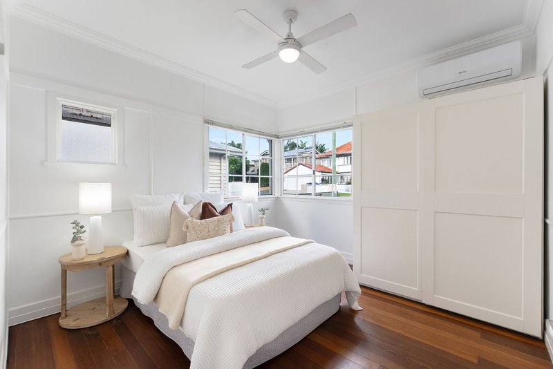 Photo - 14 Gorban Street, Holland Park QLD 4121 - Image 8