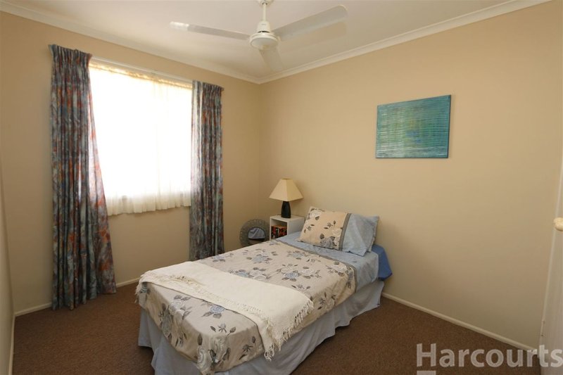 Photo - 14 Gordon Cres , Sandstone Point QLD 4511 - Image 14