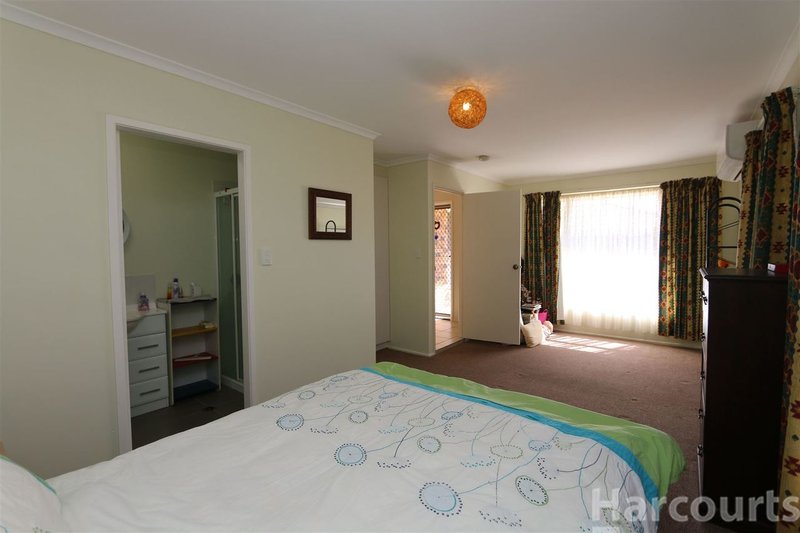 Photo - 14 Gordon Cres , Sandstone Point QLD 4511 - Image 15