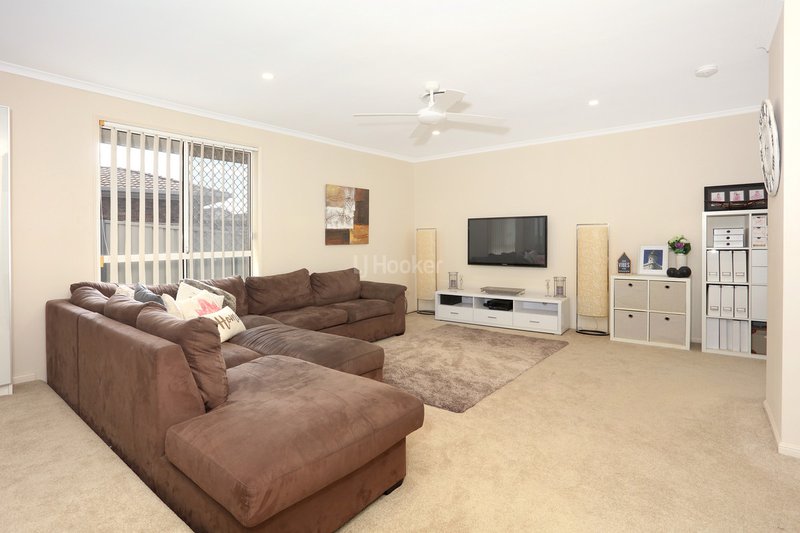 Photo - 14 Gosford Court, Helensvale QLD 4212 - Image 10