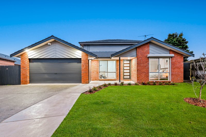 14 Goshawk Court, Carrum Downs VIC 3201