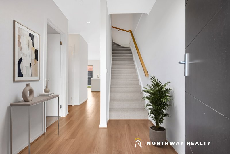 Photo - 14 Goss Walk, Donnybrook VIC 3064 - Image 3