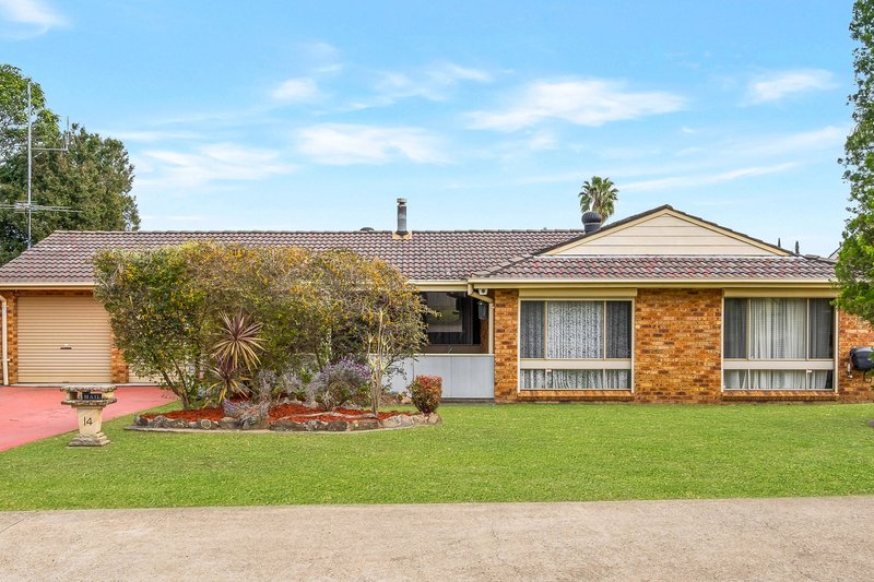 Photo - 14 Gosse Place, Bonnyrigg Heights NSW 2177 - Image 2