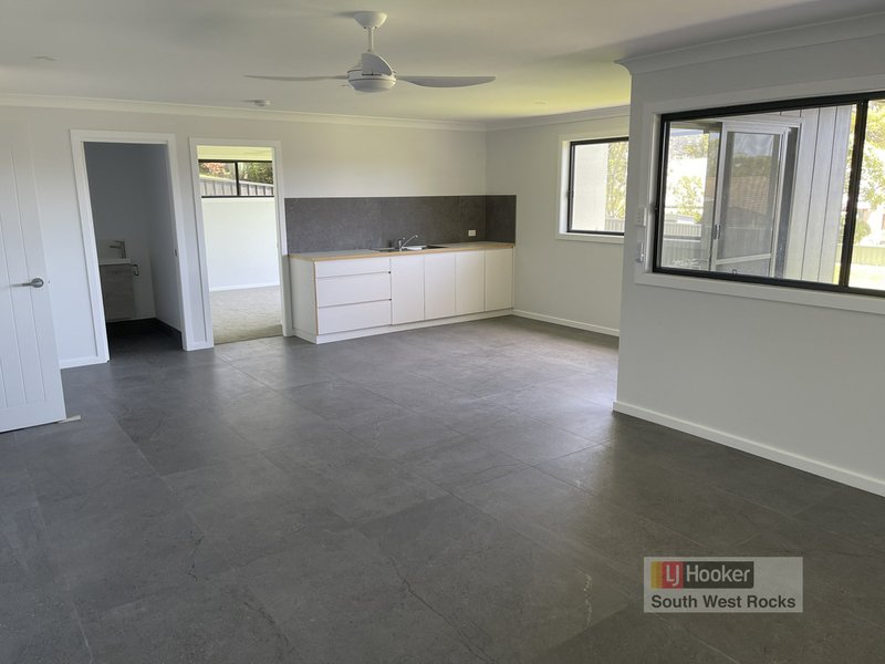 Photo - 14 Government Road, South West Rocks NSW 2431 - Image 21